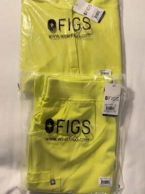 FIGS women  Neon Lime Yellow Jogger Pants